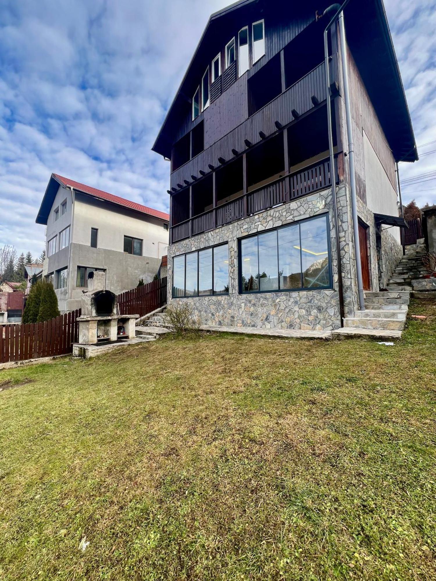 Villa The Bear House 2 *